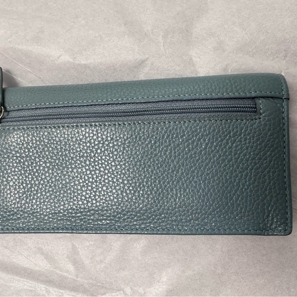Lavemi Teal Textured Wallet - Picture 5 of 5